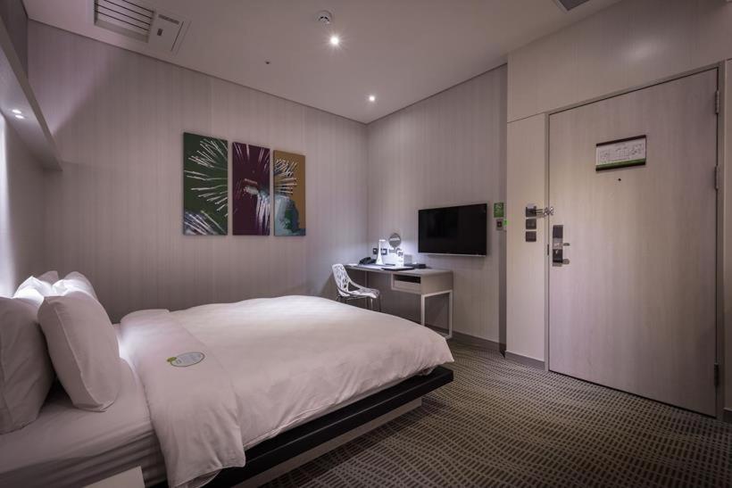 Taipei 101 Sparkle Hotel Экстерьер фото